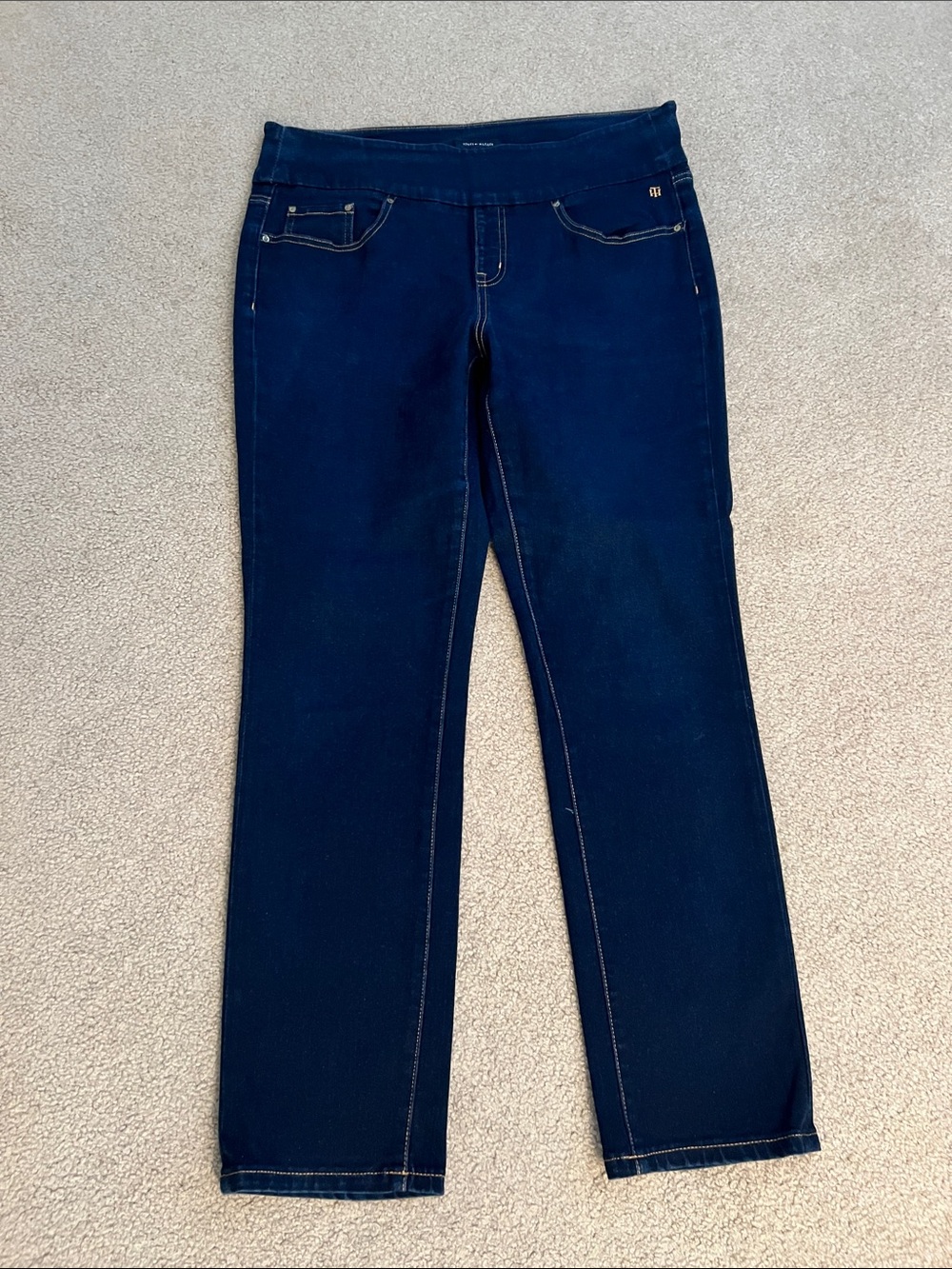 Tommy Hilfiger pull-on Denim Jeans.